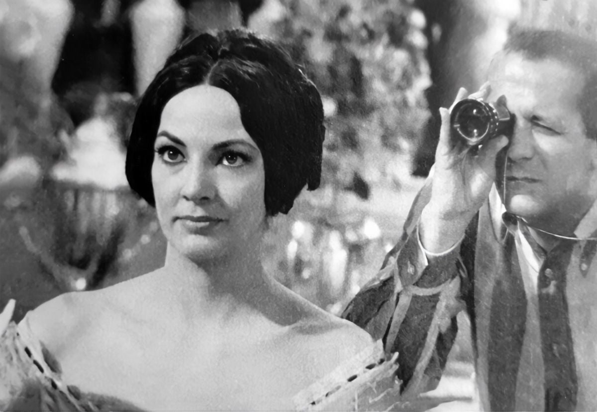 Anna Moffo with Mario Lanfranchi filming La traviata Anna Moffo with Mario Lanfranchi filming La traviata