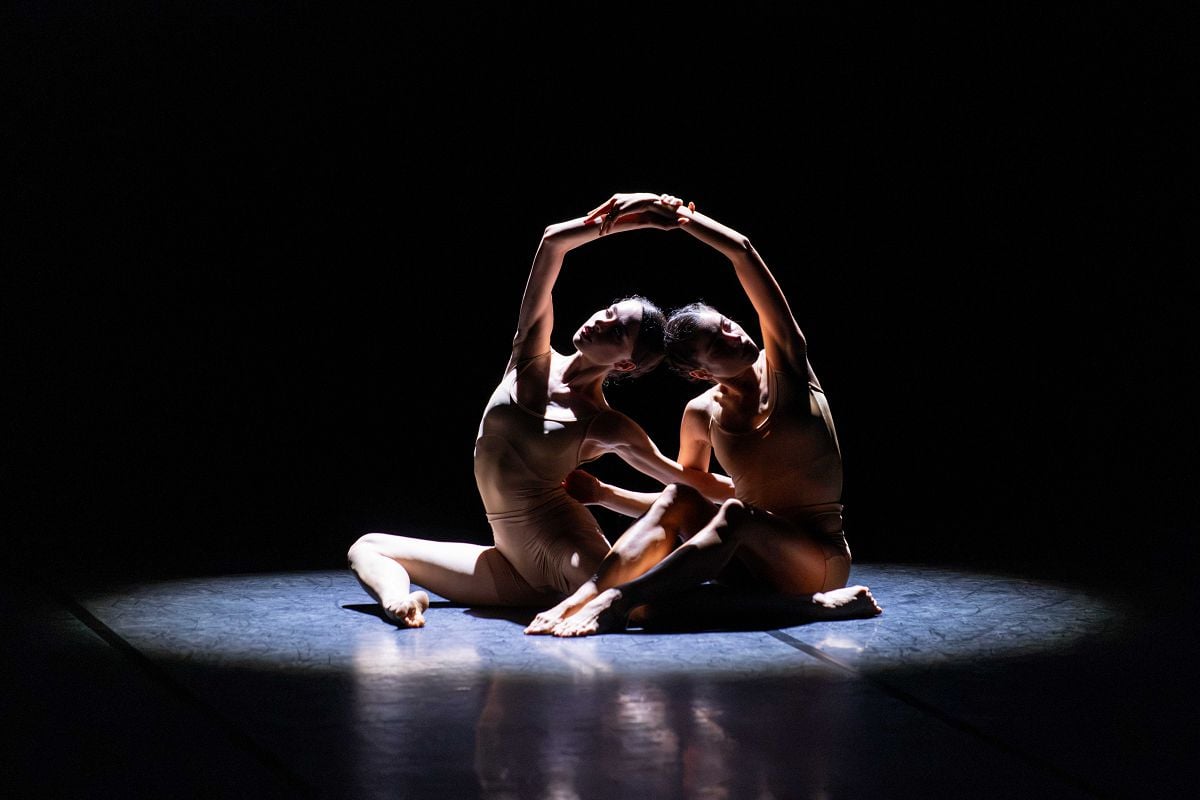 Gemina Lux by Emanuela Tagliavia with Caterina Bianchi and Letizia Masini Fisiko Festival 2026 photo Francesco Capitani 2 Gemina Lux by Emanuela Tagliavia with Caterina Bianchi and Letizia Masini, Fisiko Festival 2026 - photo Francesco Capitani - 2