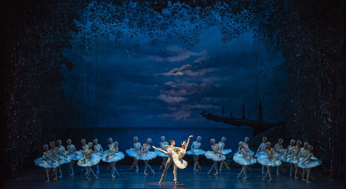 Swan Lake Ballet de Santiago 01 Swan Lake - Ballet de Santiago - 01