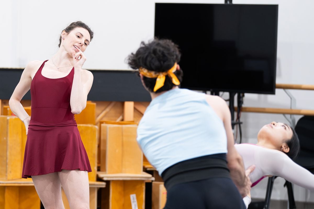 Tiler Peck Miguel Teixeira and Kirica Takahashi in rehearsal for Three Short Ballets. Photo Emily Spencer Tiler Peck, Miguel Teixeira and Kirica Takahashi in rehearsal for Three Short Ballets. Photo Emily Spencer - Northern Ballet Returns to the Linbury with Three Short Ballets