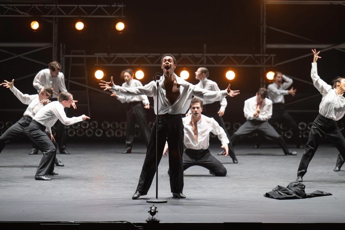 English National Ballet dancers performing Micaela Taylors Bow Out in Rhythm Riot (c) Photography by ASH 1