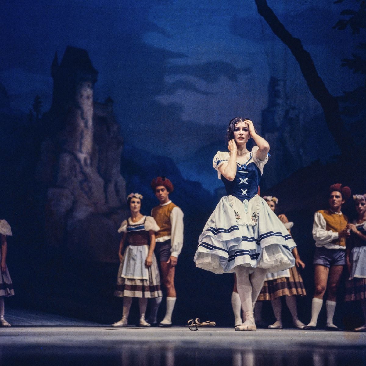 Giselle Season 1964 1965 photo Erio Piccagliani c Teatro alla Scala Photographic Archive Giselle, Season 1964-1965, photo Erio Piccagliani (c) Teatro alla Scala Photographic Archive