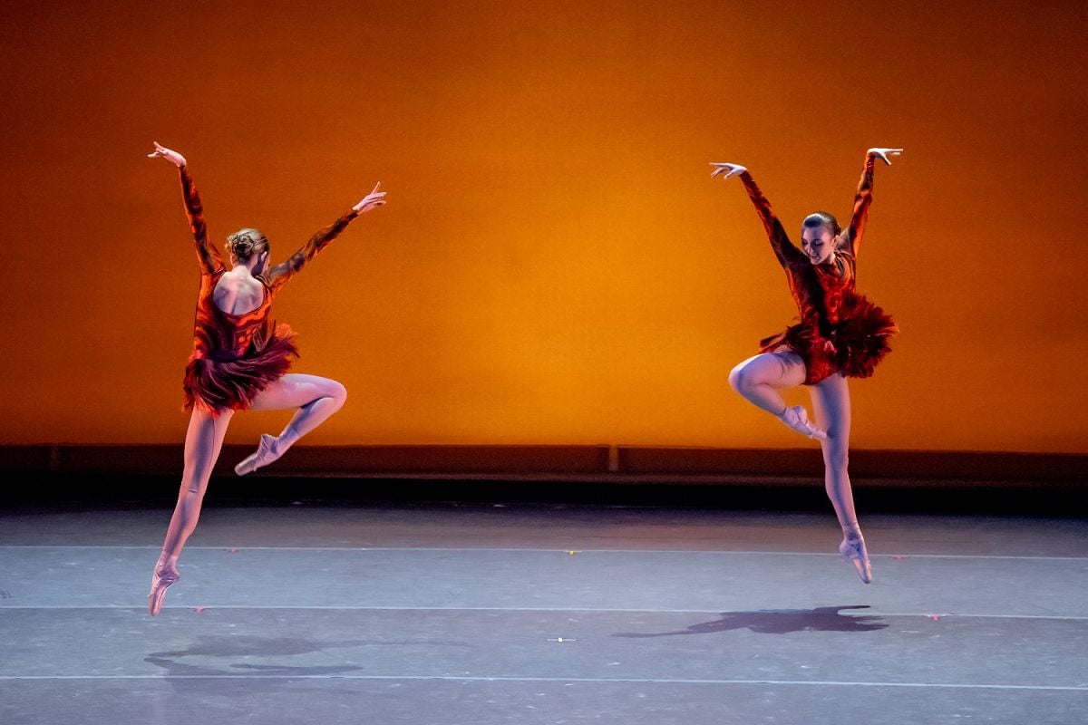 Los Angeles Ballet in Wavelength. Photo by Cheryl Mann Productions 1 Los Angeles Ballet in Wavelength. Photo by Cheryl Mann Productions (1)