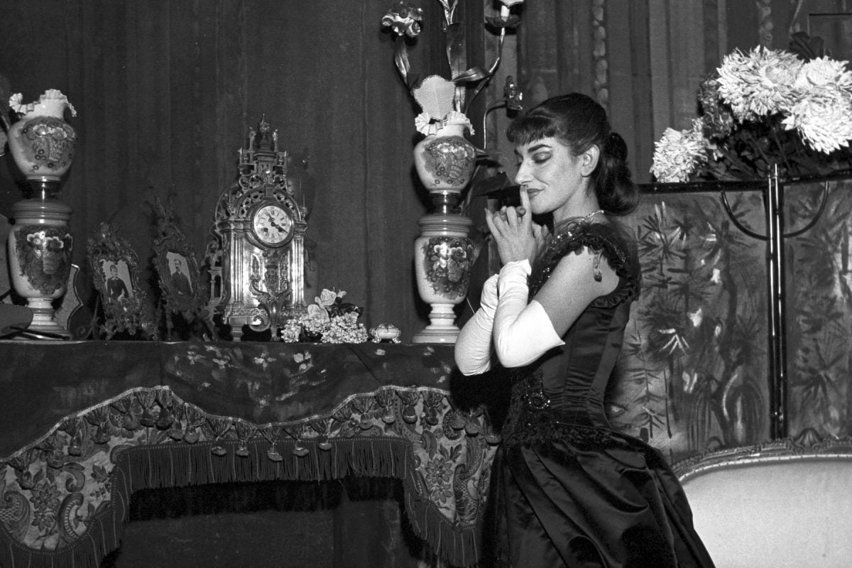 Maria Callas in La traviata photo Piccagliani crop Maria Callas in La traviata - photo Piccagliani crop