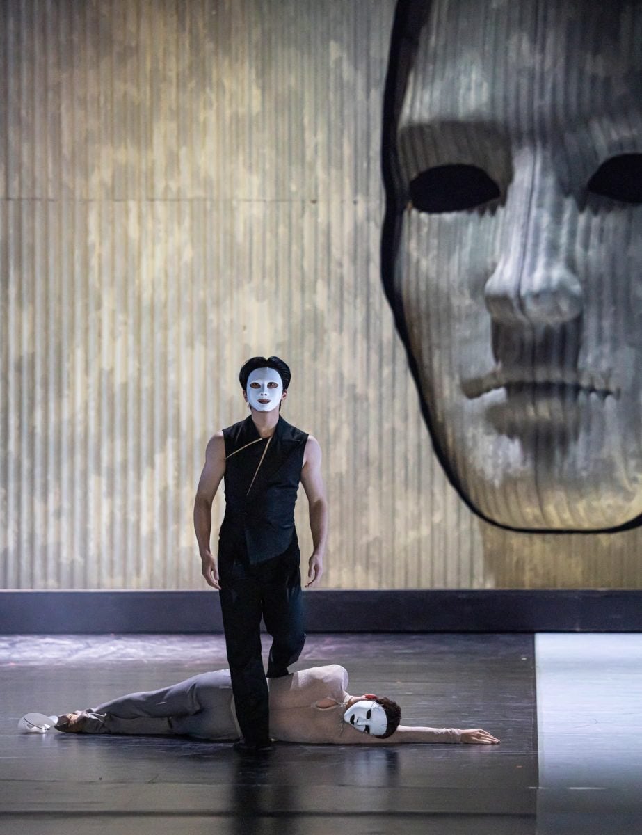 Mario Radacovskys Mask National Ballet of Brno photo Pavel Hejny 21 09 26 29 Mário Radačovský's Mask - National Ballet of Brno, photo Pavel Hejný 21-09-26 - 29