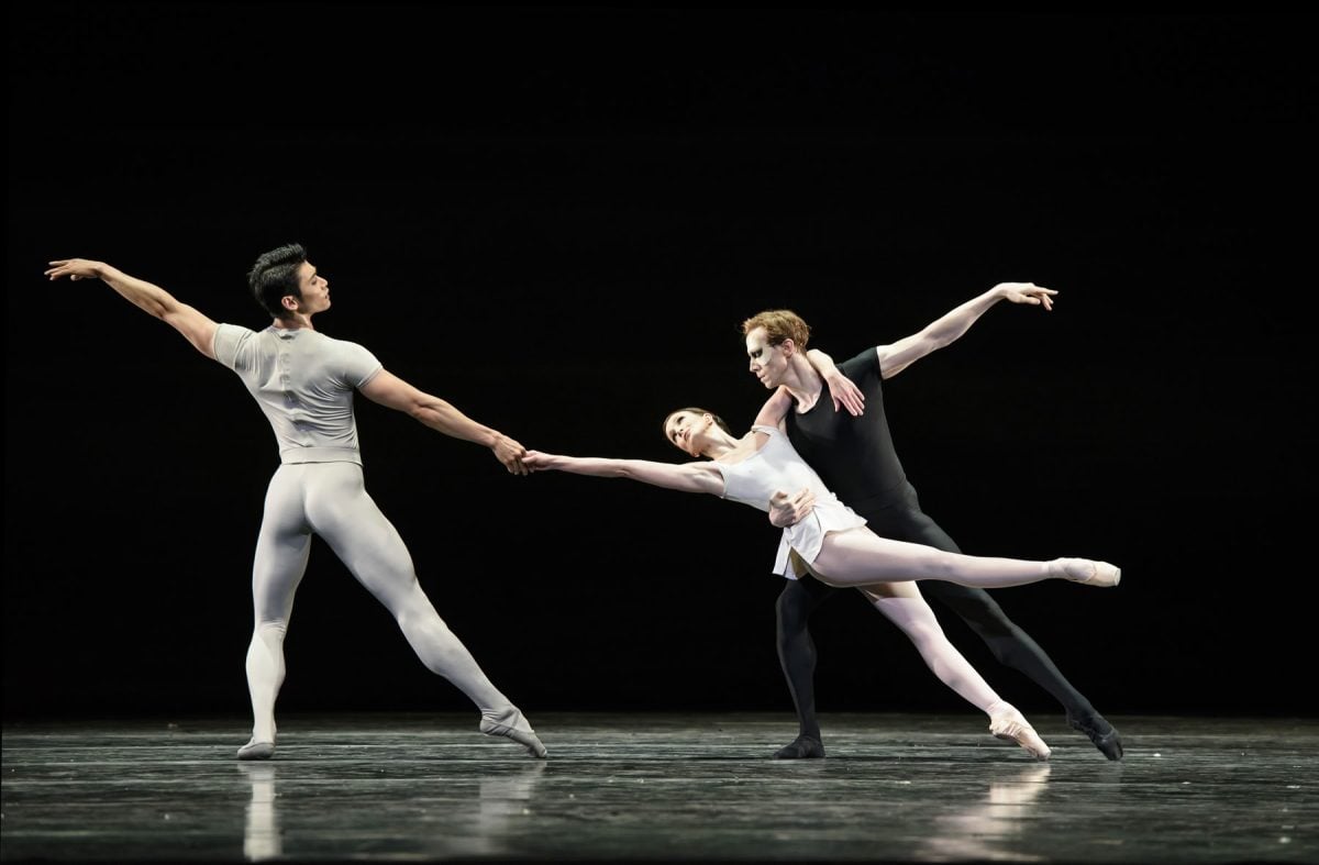 Song of the Earth The Royal Ballet with Lauren Cuthbertson Ryoichi Hirano and Edward Watson photo Bill Cooper 2015 Song of the Earth, The Royal Ballet with Lauren Cuthbertson, Ryoichi Hirano, and Edward Watson, photo Bill Cooper 2015 - Visionaries