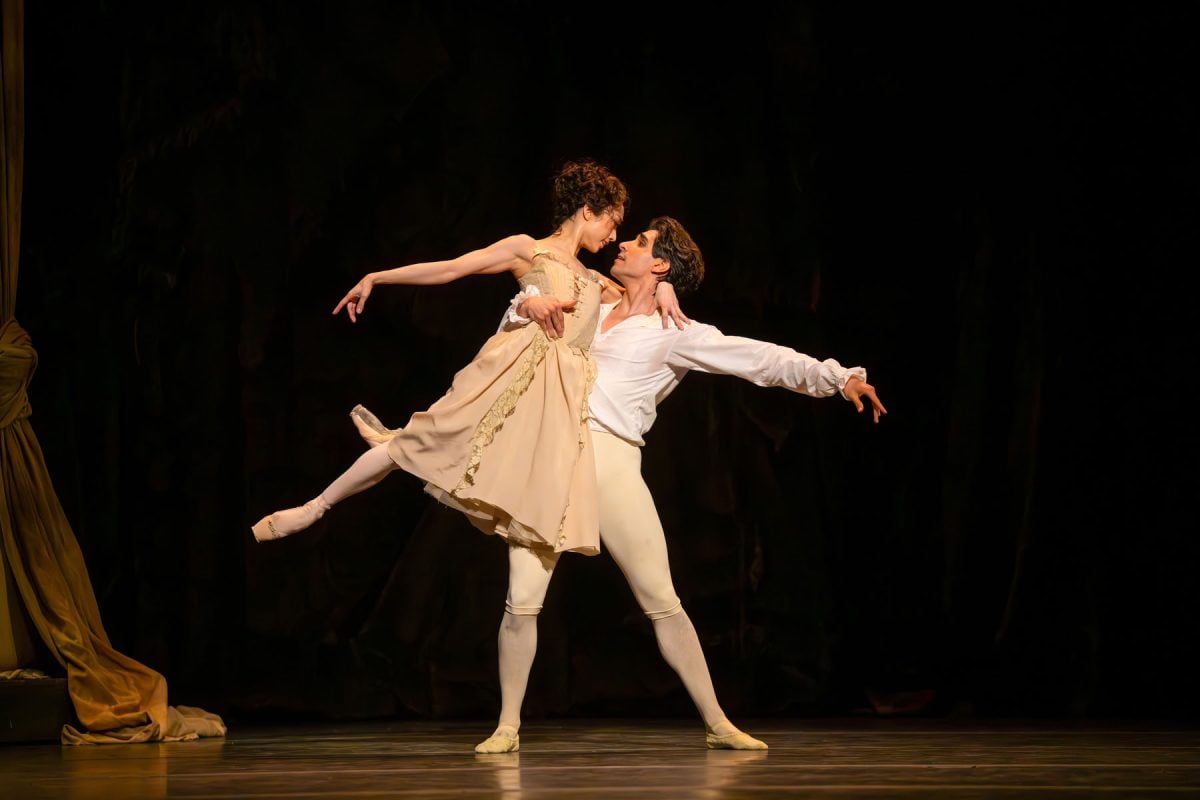Akane Takada as Manon and Cesar Corrales as Des Grieux in Manon The Royal Ballet ©2026 Mihaela Bodlovic 2 Akane Takada as Manon and Cesar Corrales as Des Grieux in Manon, The Royal Ballet ©2026 Mihaela Bodlovic (2)