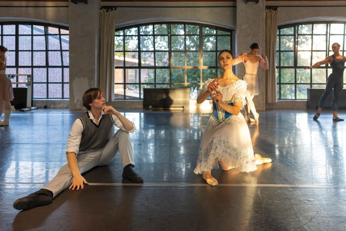 Carla with love rehearsals choreography Stefania Ballone with Martina Arduino and Jacopo Bellussi photo Aurelio Dessi 5 Carla with love - rehearsals - choreography Stefania Ballone with Martina Arduino and Jacopo Bellussi - photo Aurelio Dessì - 5