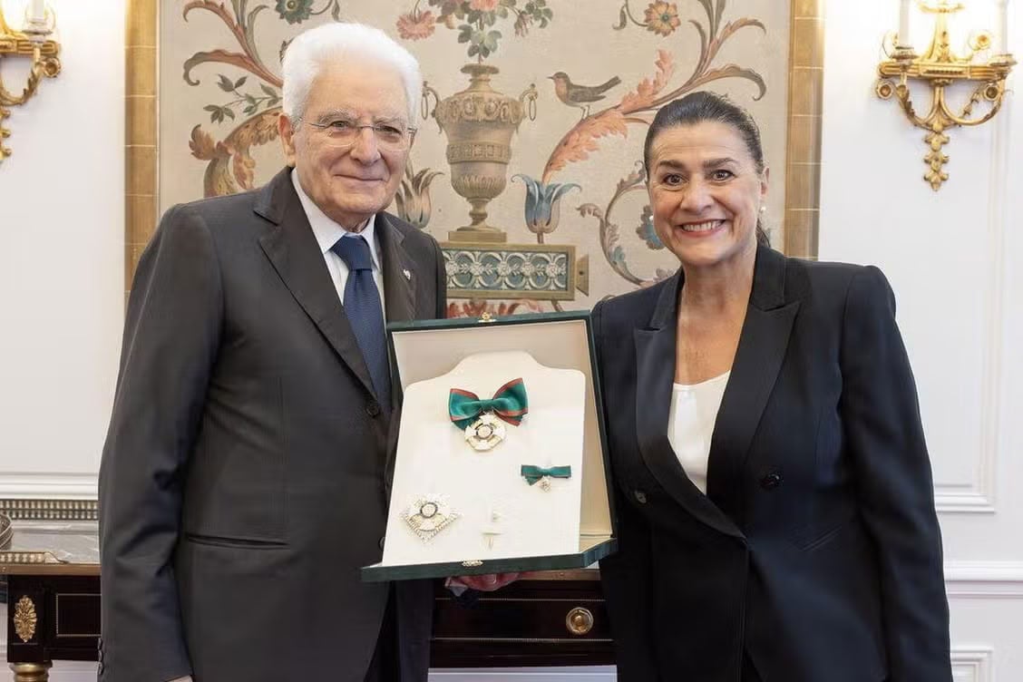 Cecilia Bartoli receiving the insignia of Grand Officer of the Order of Merit of the Italian Republic from Italian President Sergio Mattarella photo Presidenza della Repubblica Italiana – Quirinale Cecilia Bartoli receiving the insignia of Grand Officer of the Order of Merit of the Italian Republic from Italian President Sergio Mattarella, photo Presidenza della Repubblica Italiana – Quirinale
