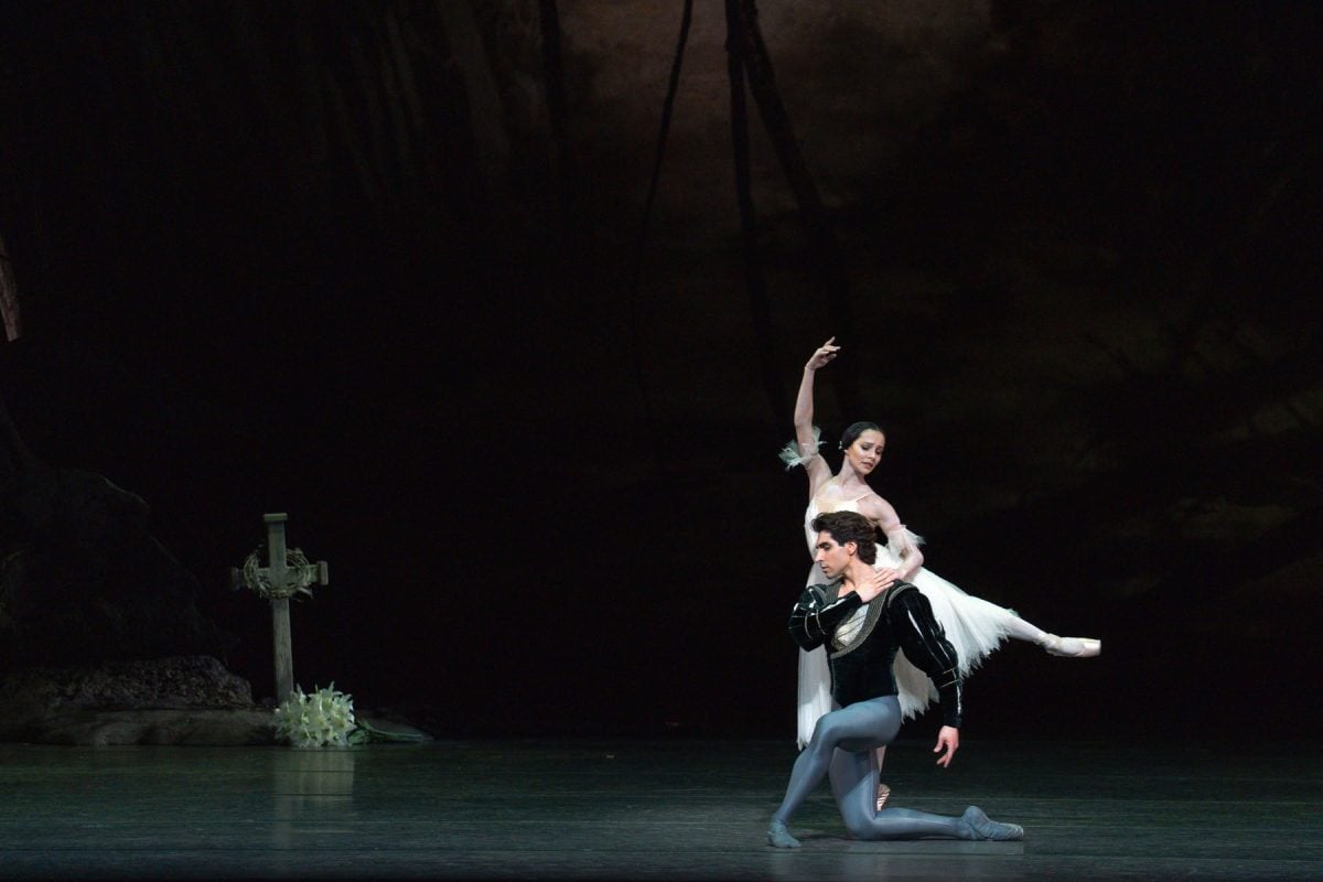 Cesar Corrales as Albrecht and Francesca Hayward as Giselle in Giselle The Royal Ballet cRBO 2026. Photographed by Andrej Uspenski Cesar Corrales as Albrecht and Francesca Hayward as Giselle in Giselle, The Royal Ballet (c)RBO 2026. Photographed by Andrej Uspenski