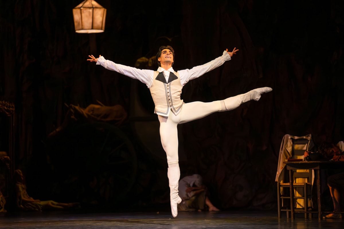 Cesar Corrales as Des Grieux in Manon The Royal Ballet %C2%A92026 Mihaela Bodlovic Cesar Corrales as Des Grieux in Manon, The Royal Ballet ©2026 Mihaela Bodlovic