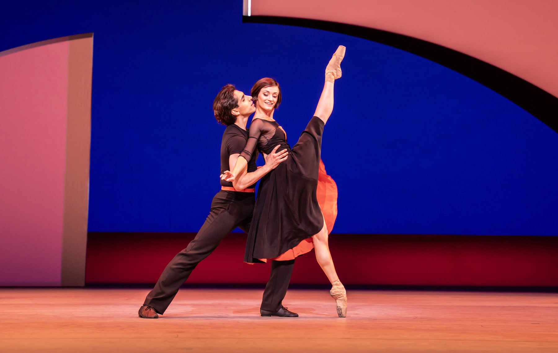 Cesar Corrales as Jerry and Anna Rose OSullivan as Lise in Christopher Wheeldons An American in Paris The Royal Ballet c2025 Johan Persson Cesar Corrales as Jerry and Anna Rose O'Sullivan as Lise in Christopher Wheeldon's An American in Paris, The Royal Ballet (c)2025 Johan Persson