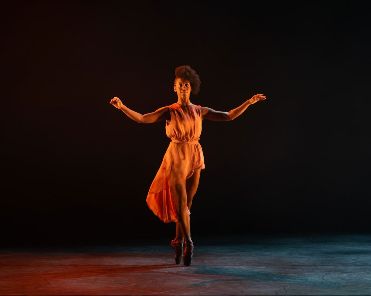 Isabela Coracy in . all towards hope Ballet Black at 25 photo ASH Isabela Coracy in ... all towards hope - Ballet Black at 25, photo ASH