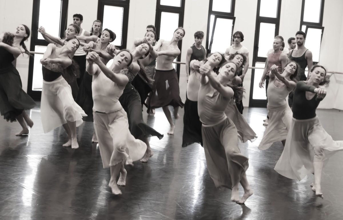 Le Sacre du printemps PIna Bausch rehearsals at La Scala photo Brescia e Amisano cTeatro alla Scala 1 Le Sacre du printemps - PIna Bausch - rehearsals at La Scala - photo Brescia e Amisano (c)Teatro alla Scala (1)