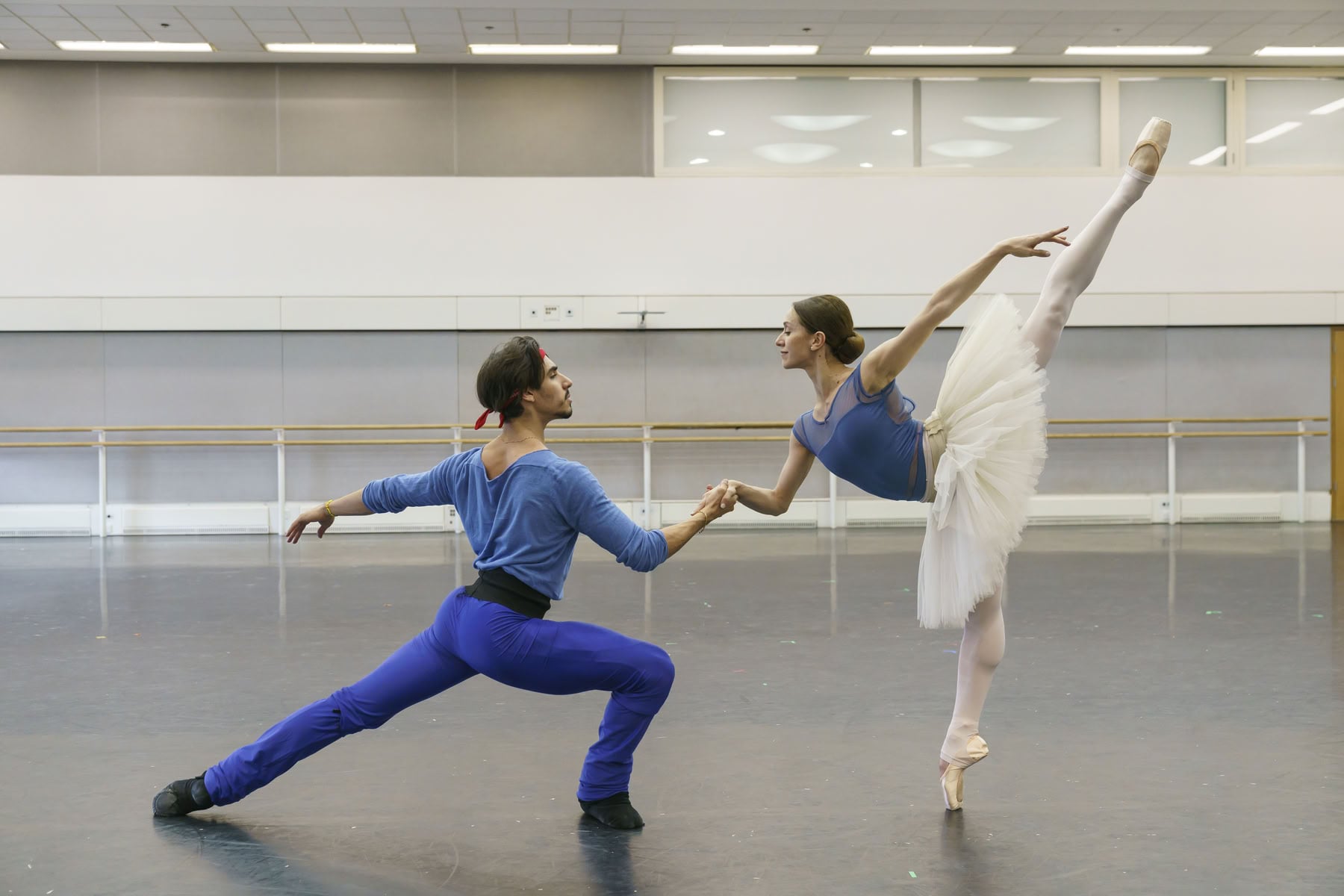 Marianela Nunez and Cesar Corrales Natalia Makarovas production of La Bayadere in rehearsal The Royal Ballet c2018 ROH. Photographed by Bill Cooper Marianela Nuñez and Cesar Corrales, Natalia Makarova's production of La Bayadère in rehearsal, The Royal Ballet (c)2018 ROH. Photographed by Bill Cooper